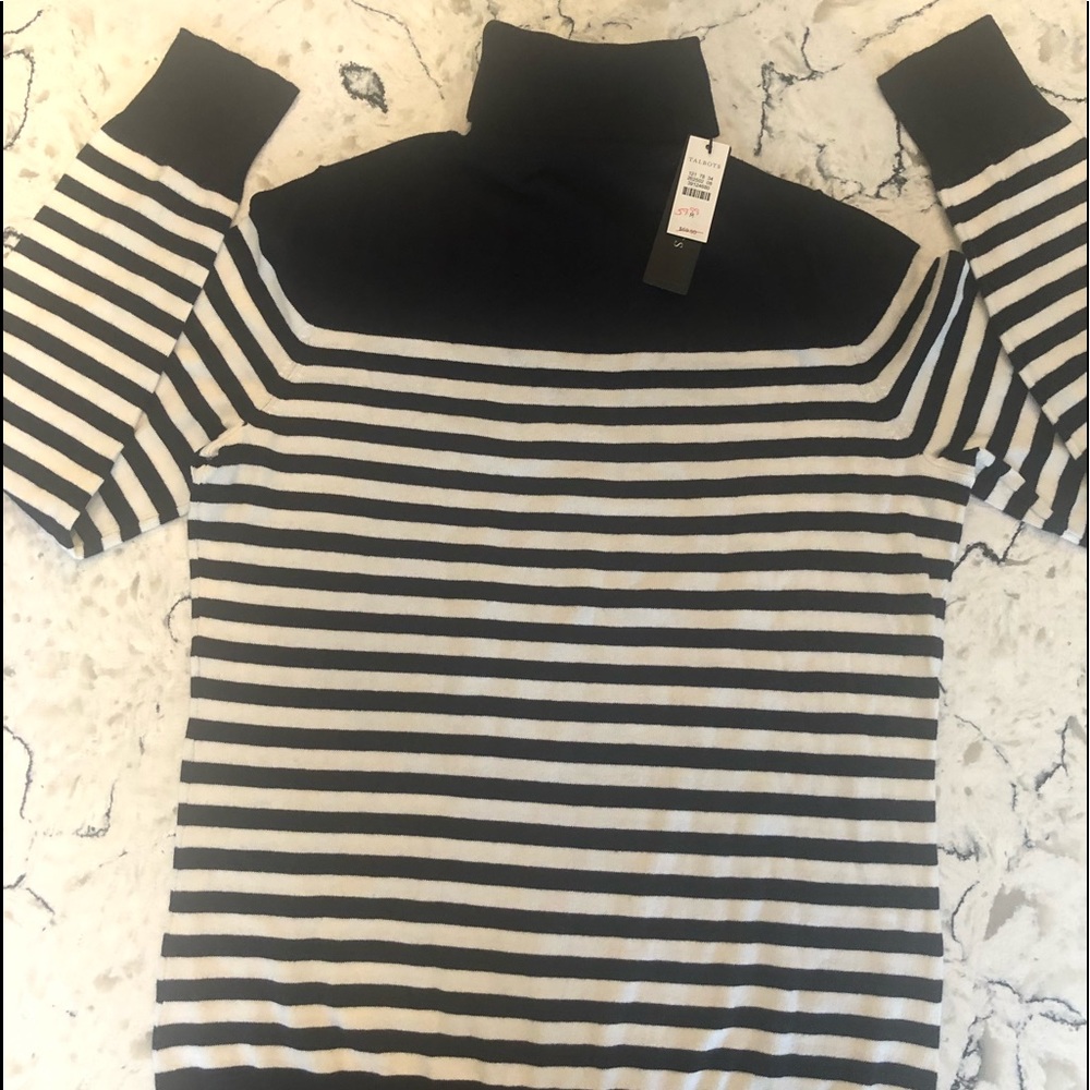Talbots navy and white turtleneck - NWT